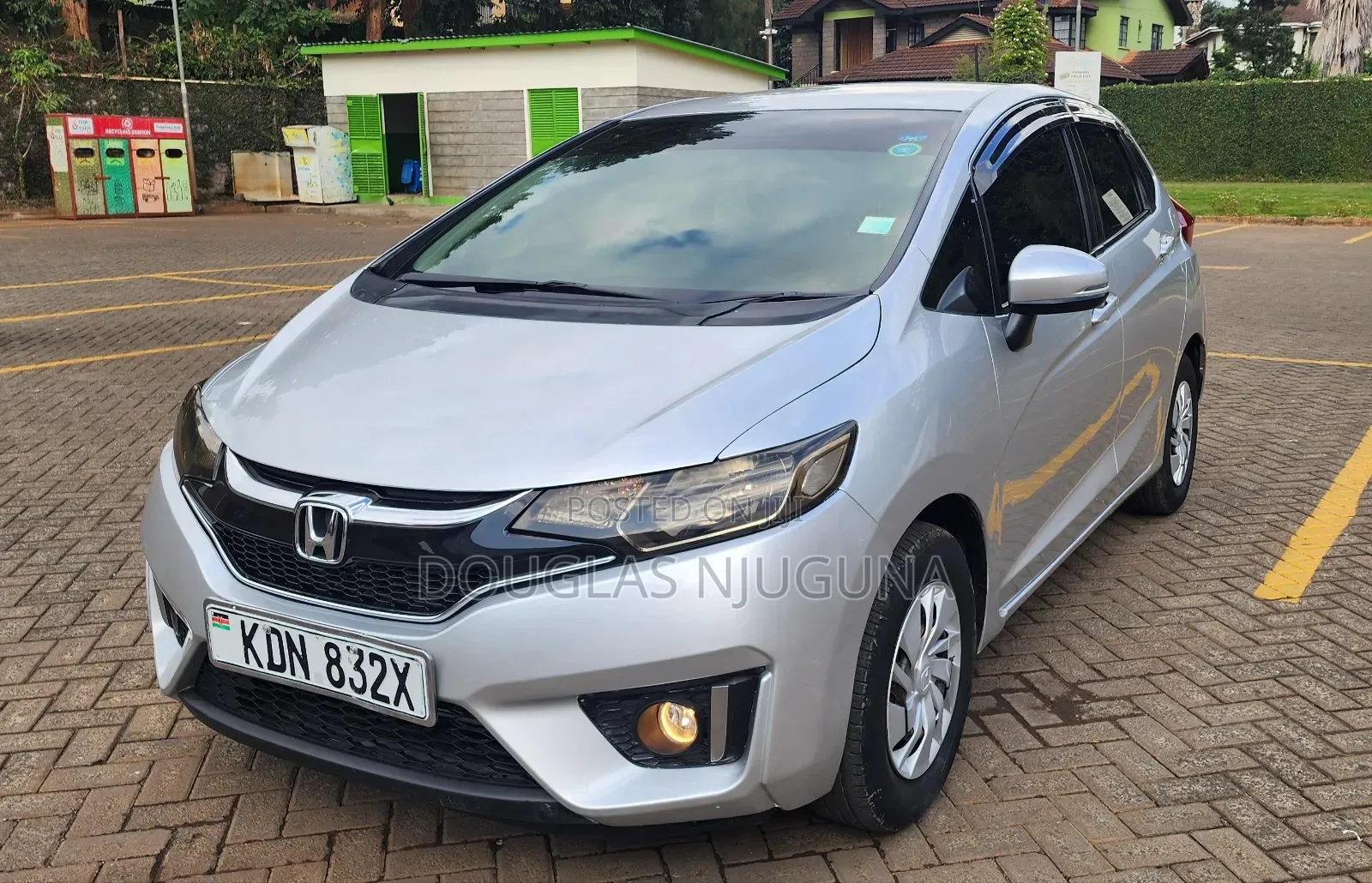 Honda Fit 2016 Silver