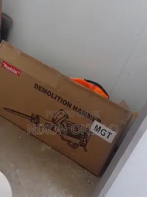 Makita Demolition Hammer