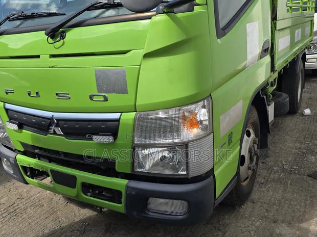 Mitsubishi Canter, 2019, 3000cc Manual - thumbnail 3