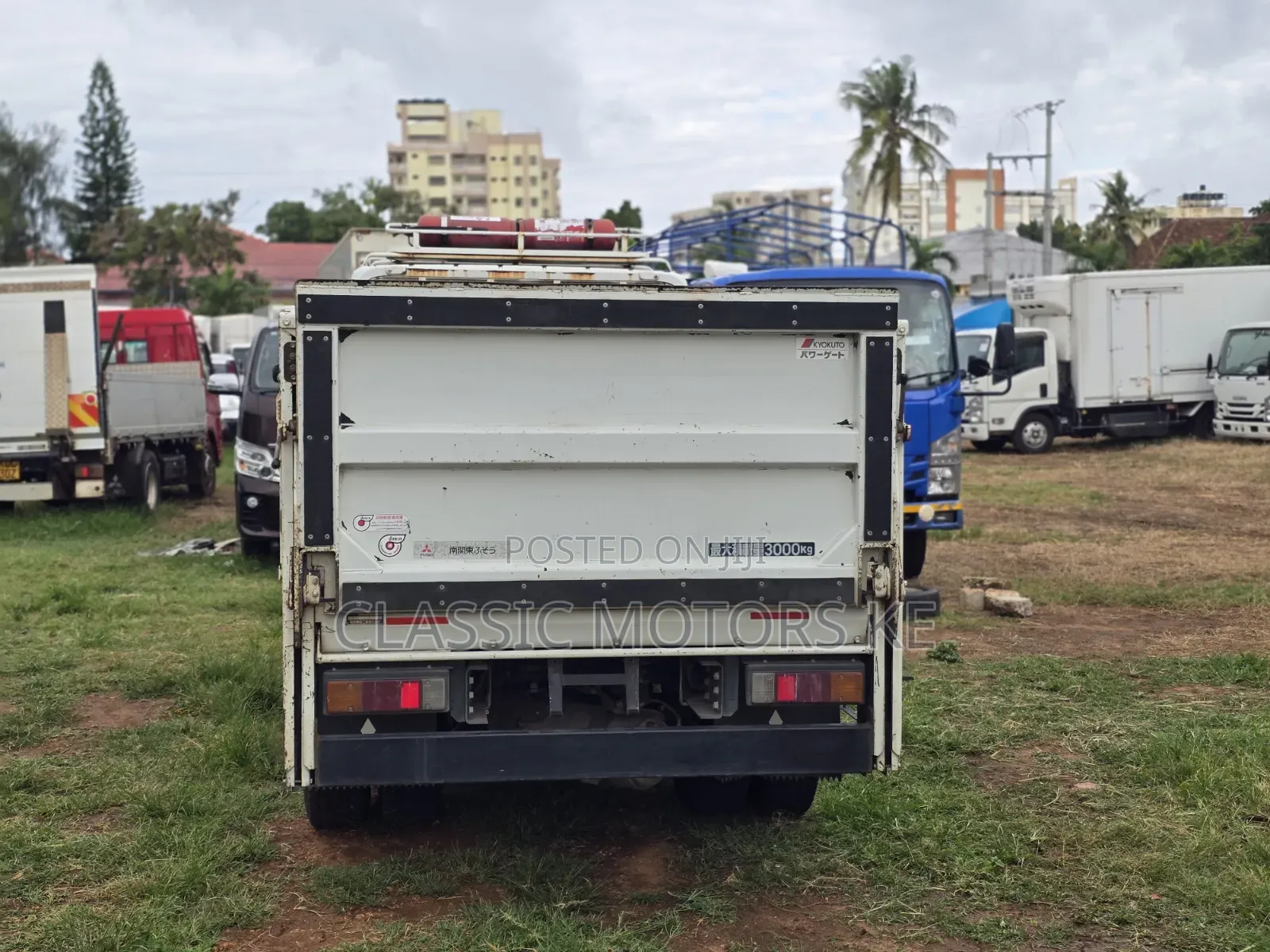 Mitsubishi Canter, 2019, Manual, White