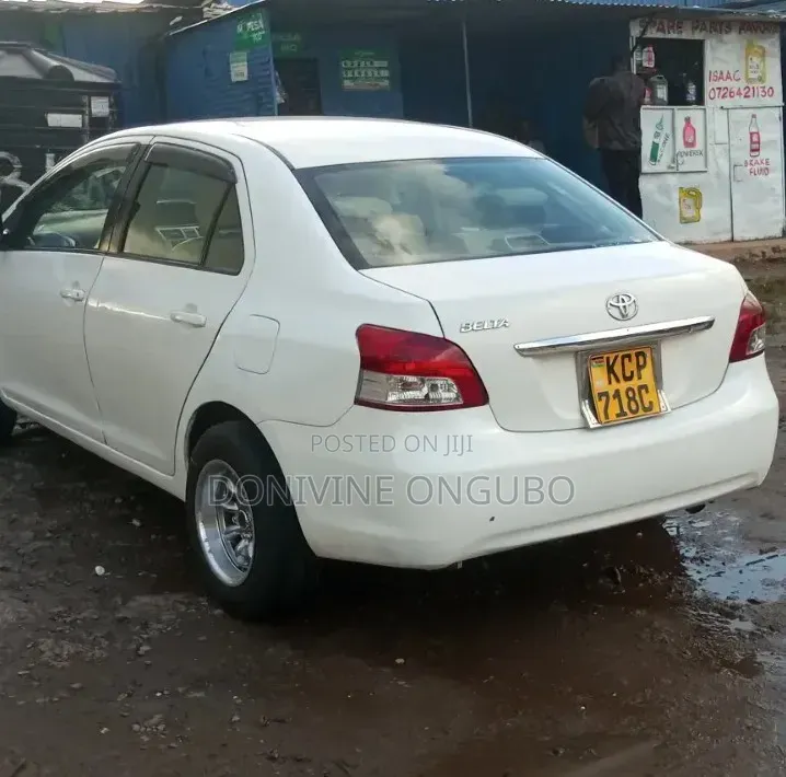 Toyota Belta 2011 White