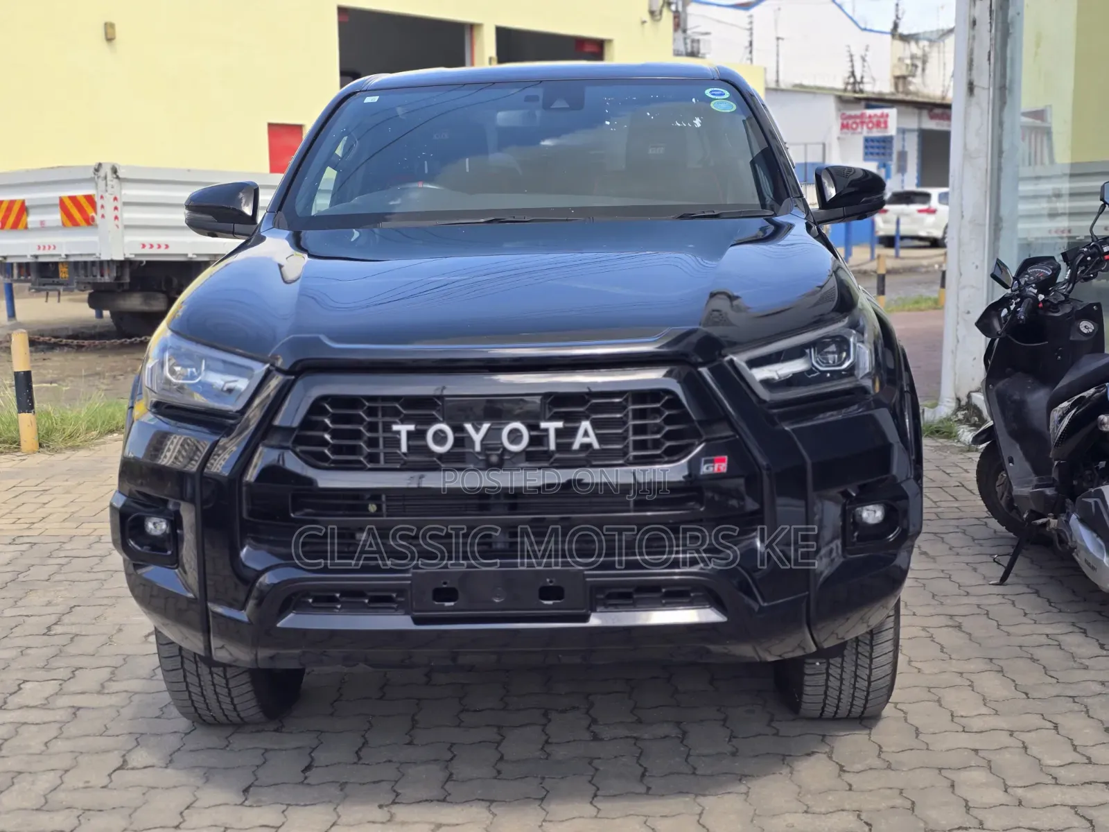 Toyota Hilux 2022 Black