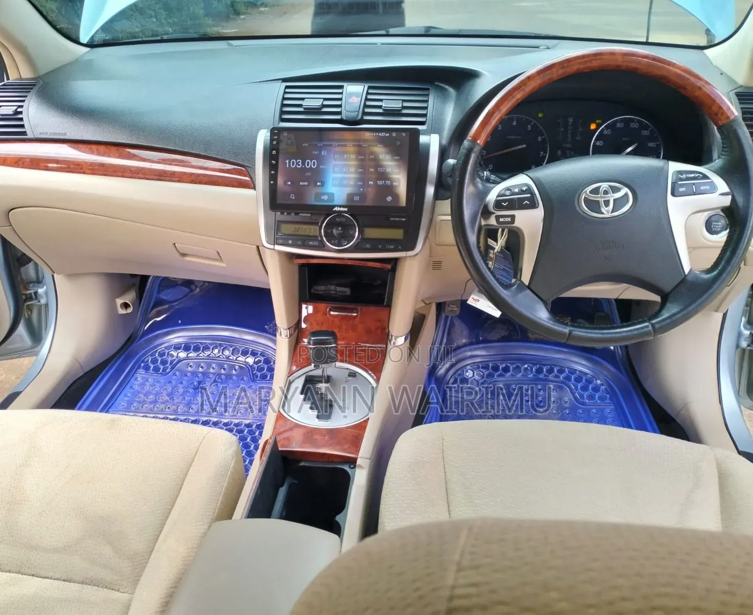 Toyota Premio 2014 Blue