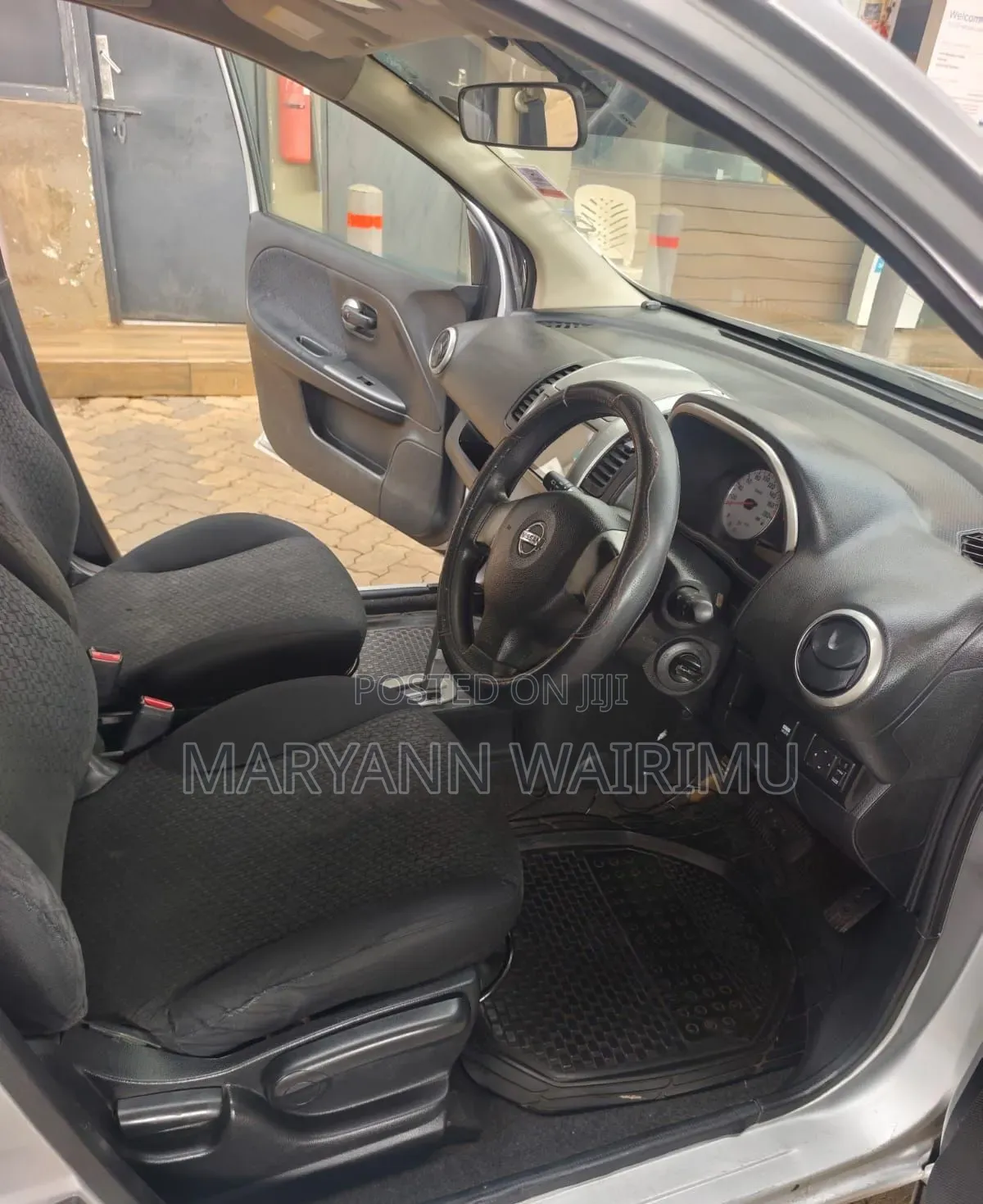 Nissan Note 2011 Silver
