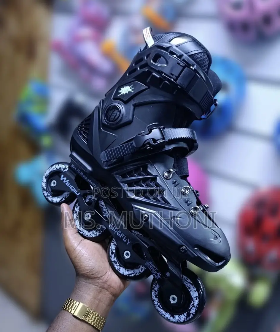 Luxe Coach Recommended Black Adult Inline Skates
