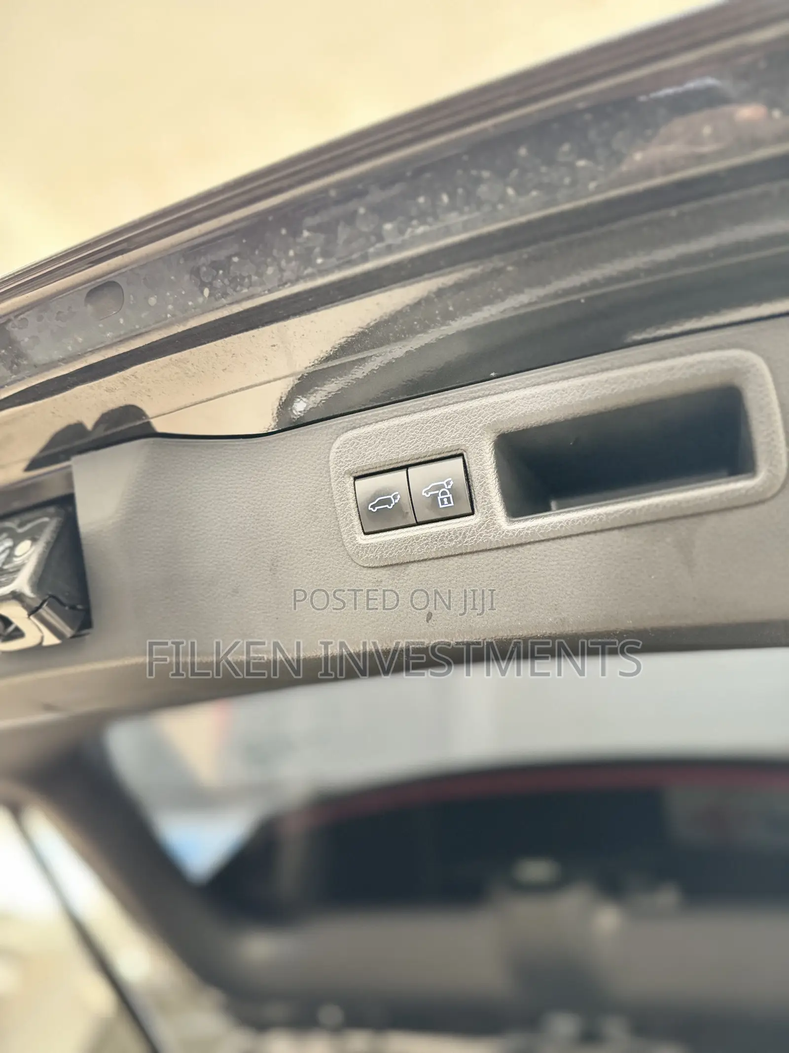 Toyota Harrier 2.0 2021 Black