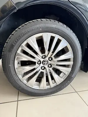 Toyota Harrier 2.0 2021 Black