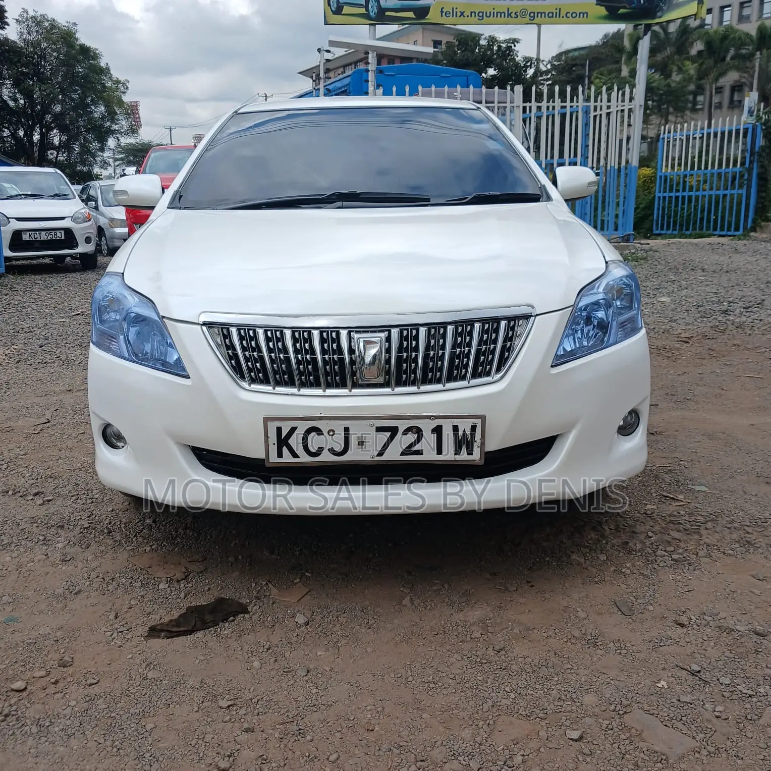 Toyota Premio 2.0 FWD 2009 White