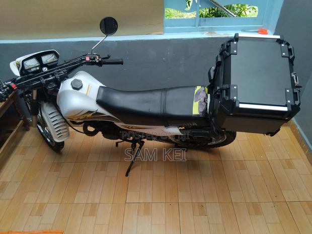Yamaha DT175 2021 White - thumbnail 3