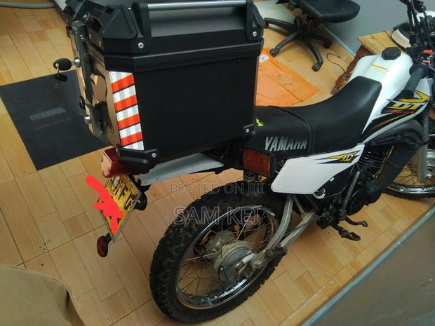 Yamaha DT175 2021 White - thumbnail 4