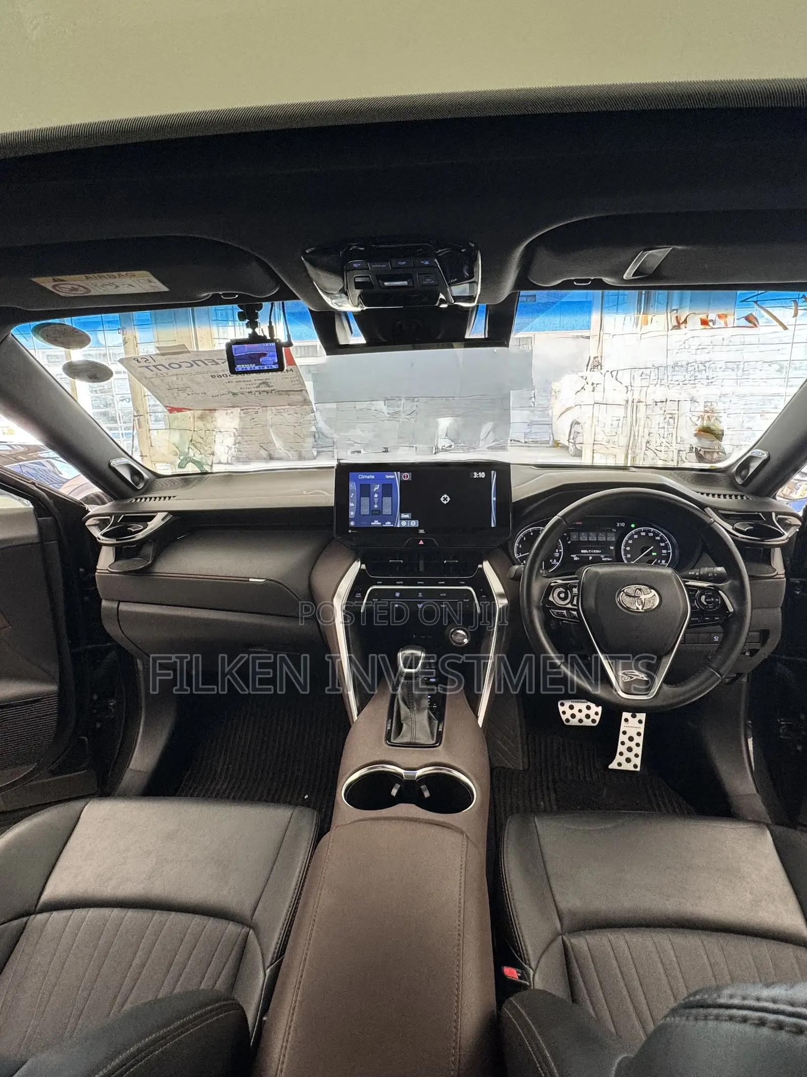 Toyota Harrier 2.0 2021 Black