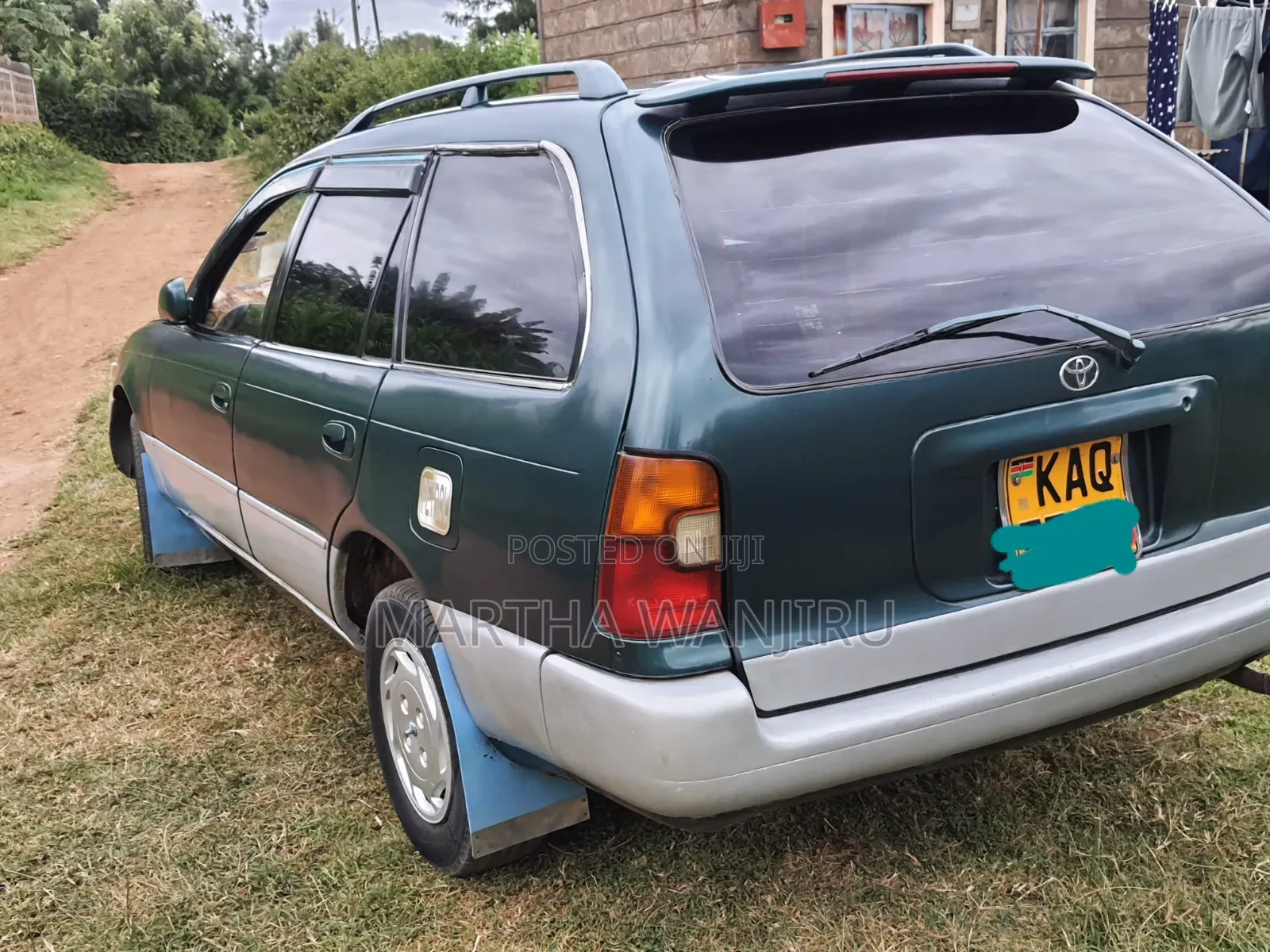Toyota Corolla 2000 Green