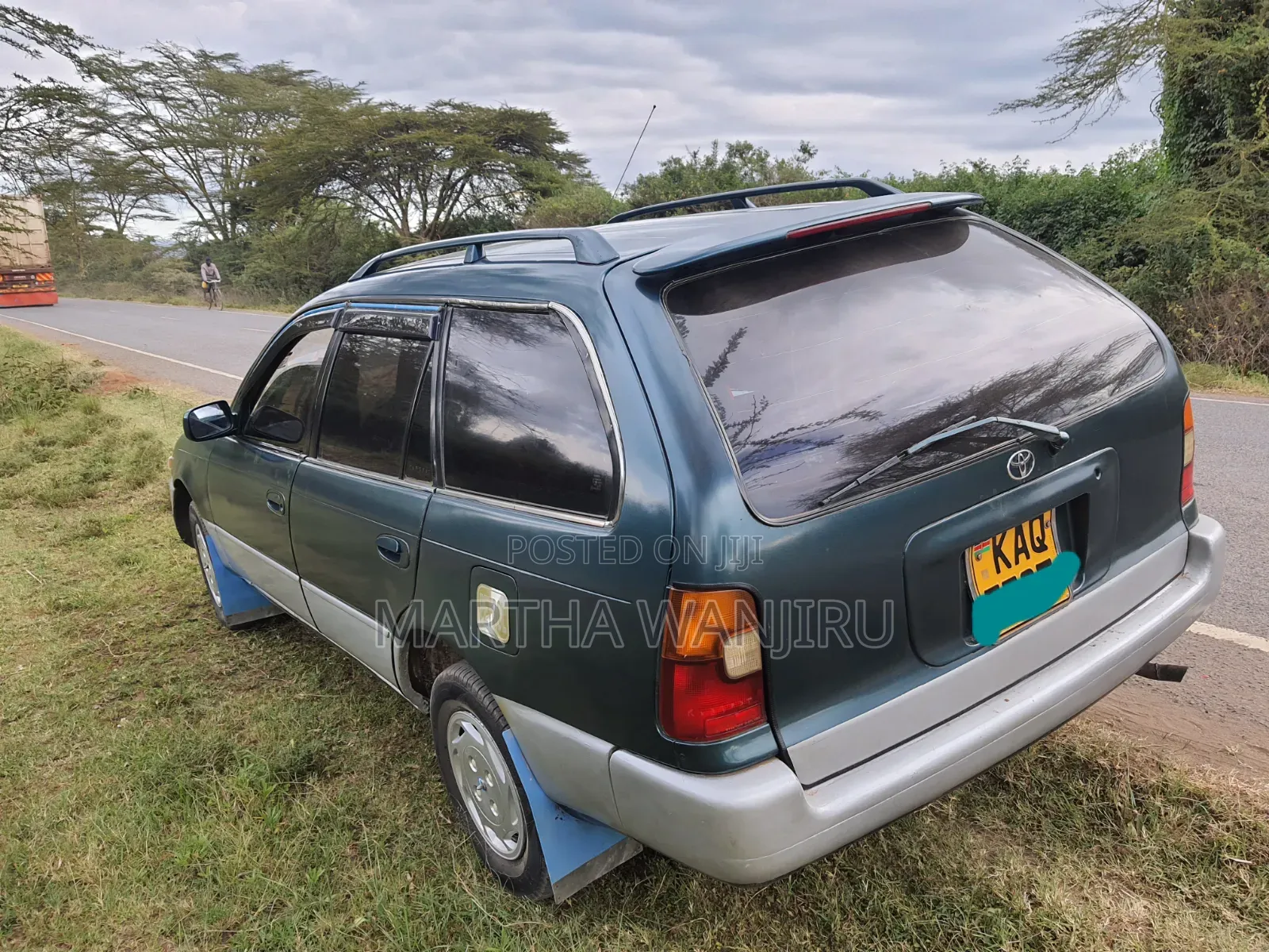 Toyota Corolla 2000 Green