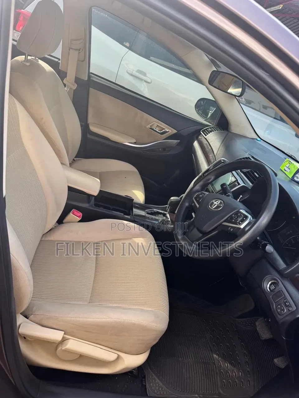 Toyota Premio 2018 Brown