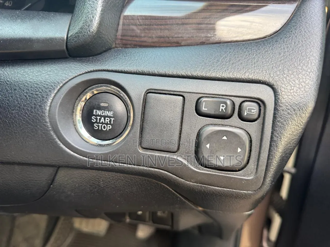 Toyota Premio 2018 Brown