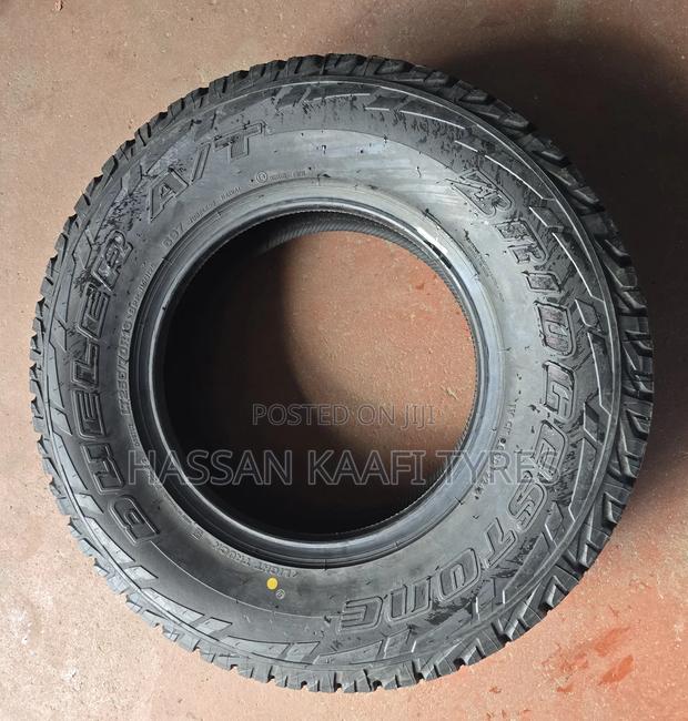 255/70r16 Bridgstone Tyre Dueler - thumbnail 3