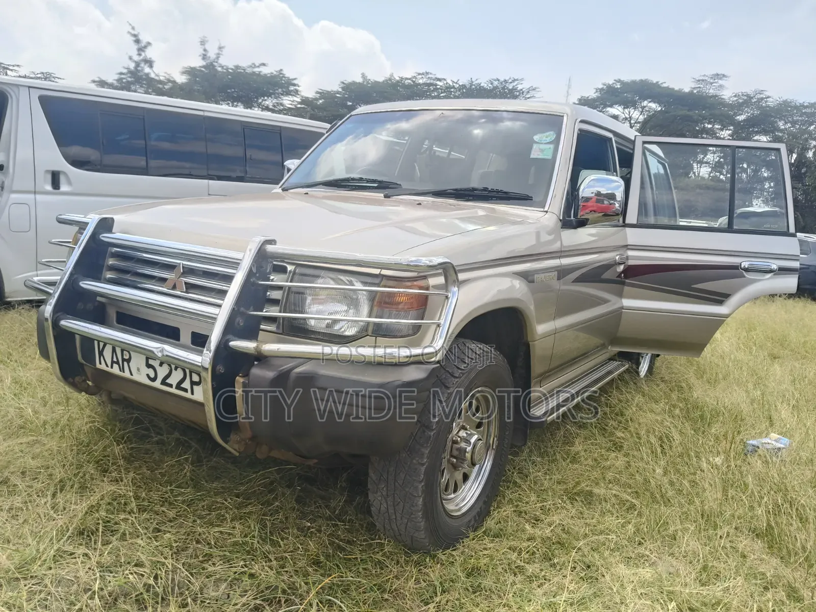 Mitsubishi Pajero 2000i IO 2005 Silver