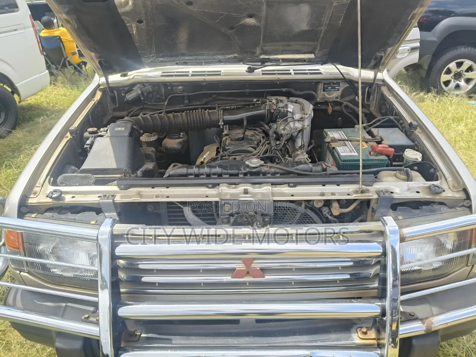 Mitsubishi Pajero 2000i IO 2005 Silver