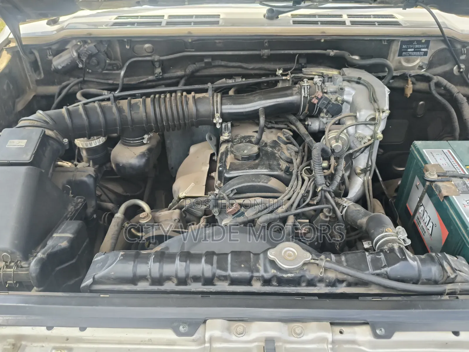 Mitsubishi Pajero 2000i IO 2005 Silver