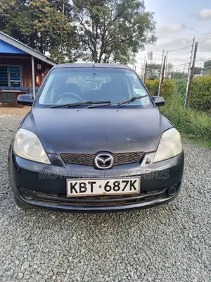 Mazda Demio 2005