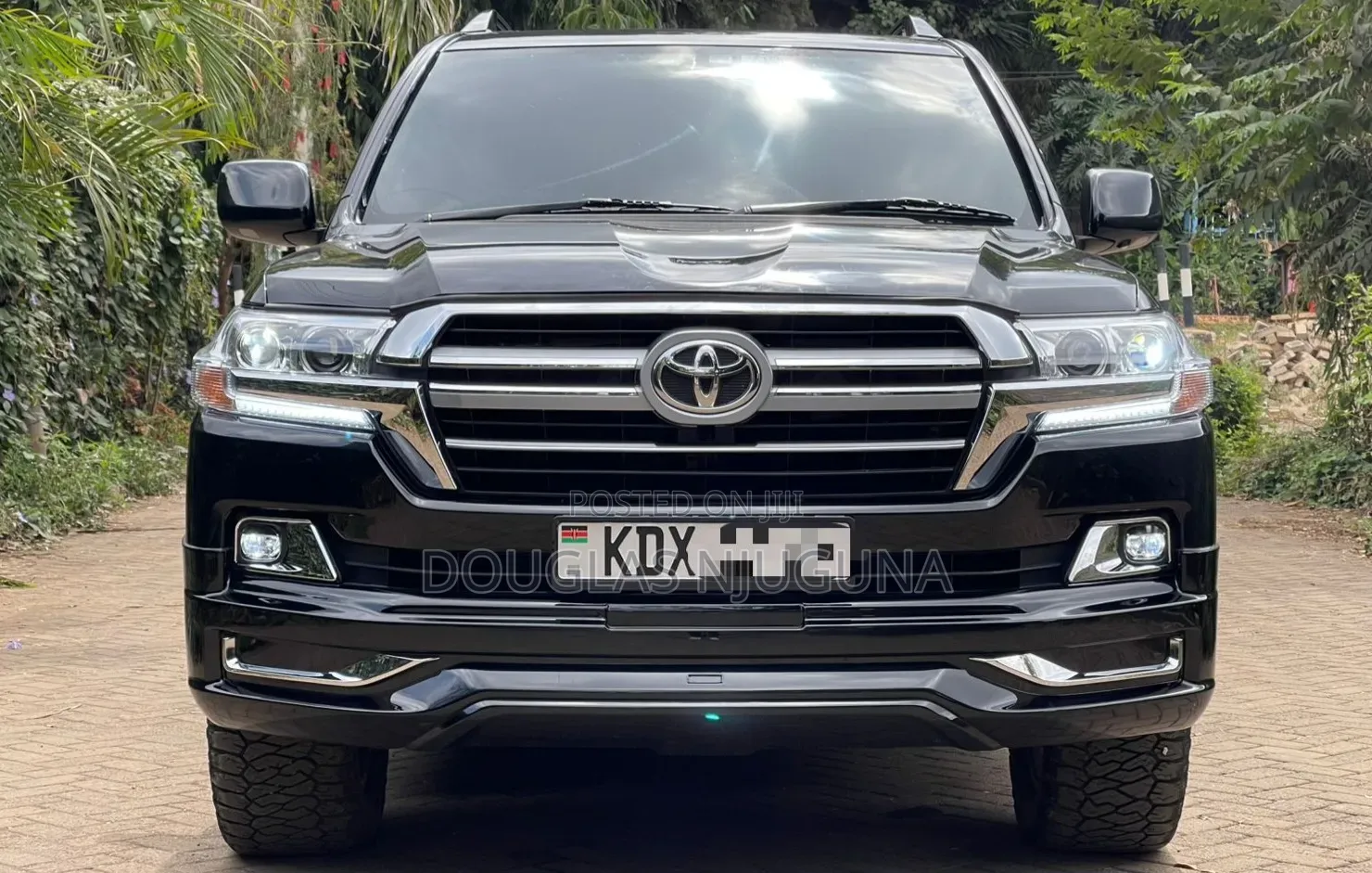 Toyota Land Cruiser 2011 Black