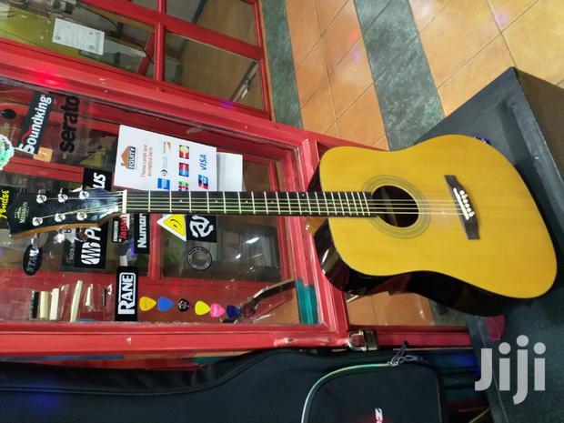 Quality Acoustic Guitar - thumbnail 7