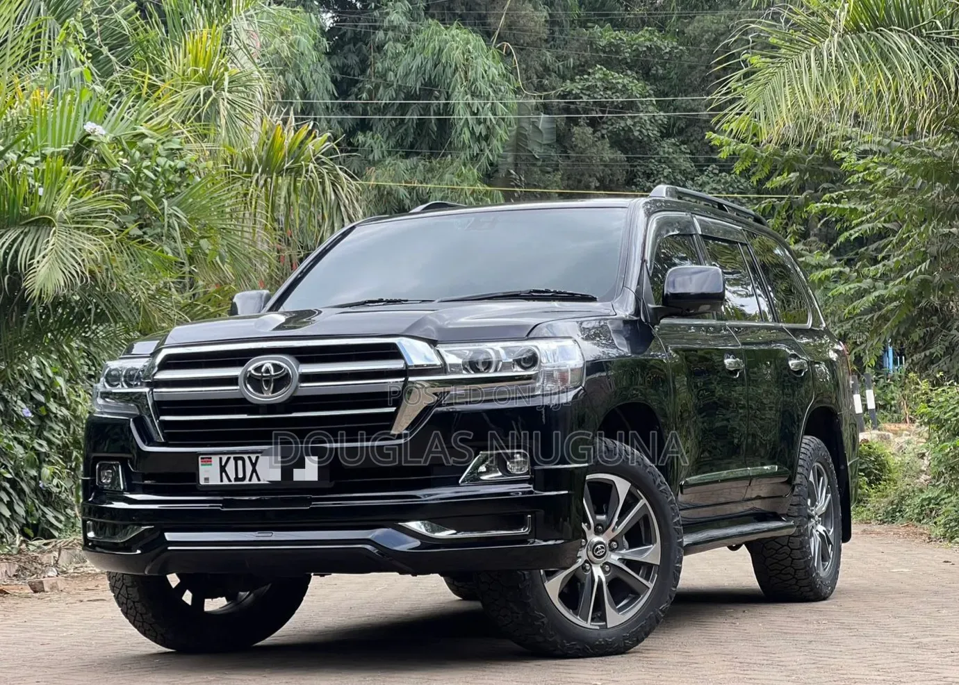 Toyota Land Cruiser 2011 Black