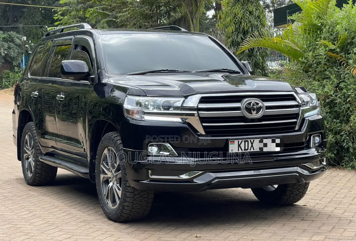 Toyota Land Cruiser 2011 Black
