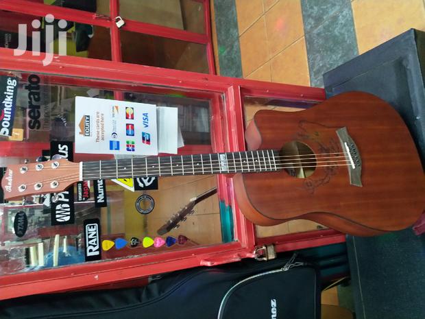 Quality Acoustic Guitar - thumbnail 8