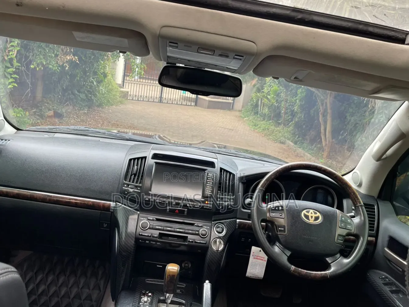 Toyota Land Cruiser 2011 Black