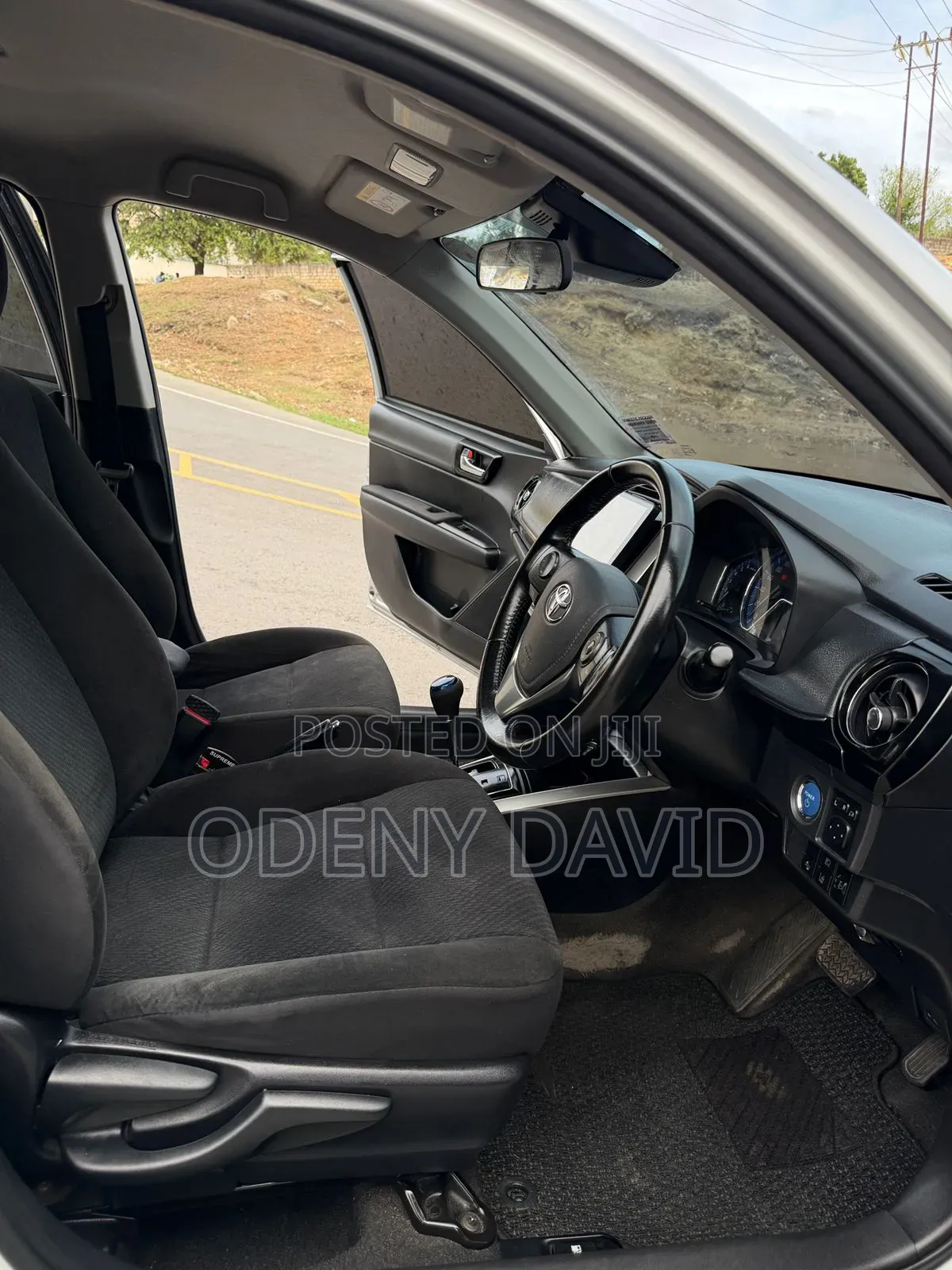 Toyota Axio 2018 Silver