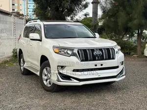 Toyota Land Cruiser Prado 2.8 2021 White