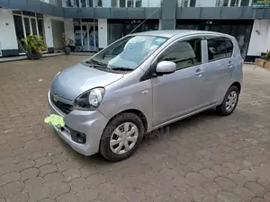 Toyota Pixis Epoch 660 FWD 2016 Silver