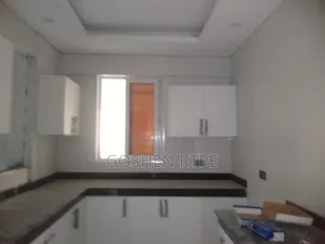3bdrm Apartment in Kikowani - Bondeni for rent