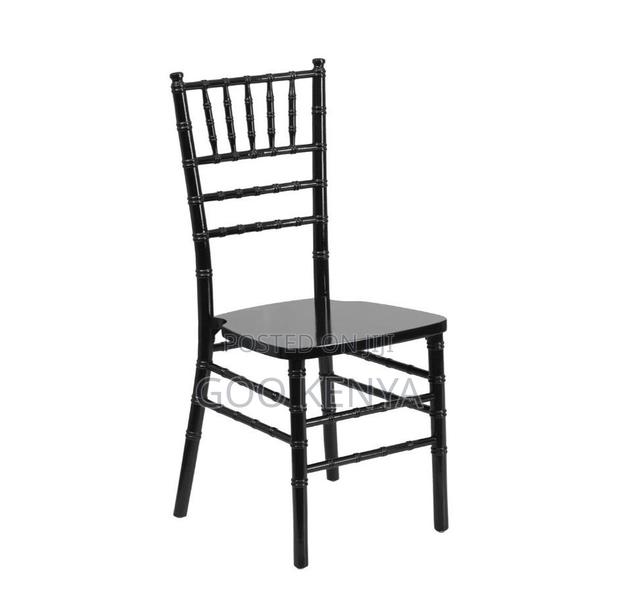 Event Chair; Modern Lightweight White Resin Chiavari Chair - thumbnail 6