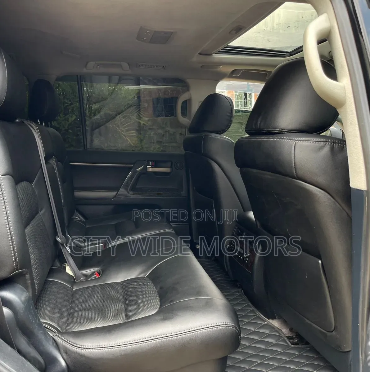 Toyota Land Cruiser 4.6 V8 ZX 2011 Black