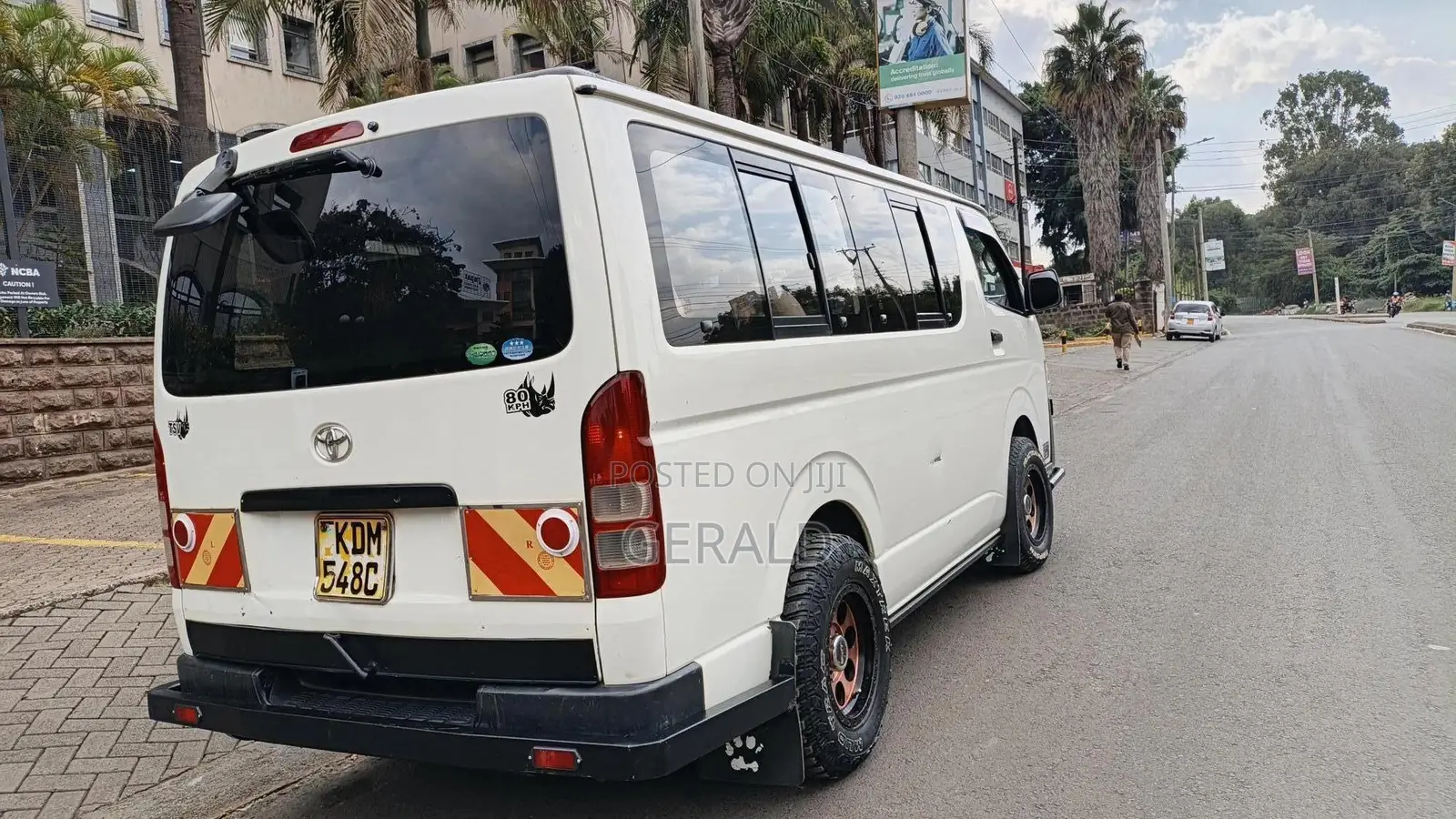 Toyota HiAce 2015 White