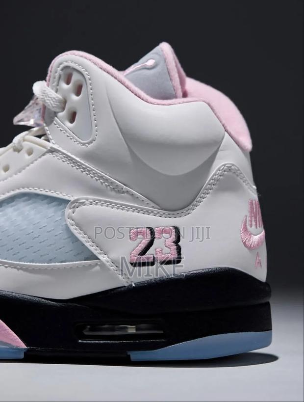 Air Jordan 5 Retro "Medium Soft Pink" - thumbnail 4