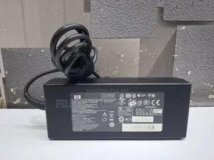 Ex Uk Hp 150w 19v 7.89a 7.4mm X 5.0mm Charger Adapter ( Hp Big Pin )