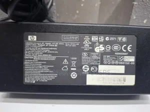 Ex Uk Hp 150w 19v 7.89a 7.4mm X 5.0mm Charger Adapter ( Hp Big Pin )
