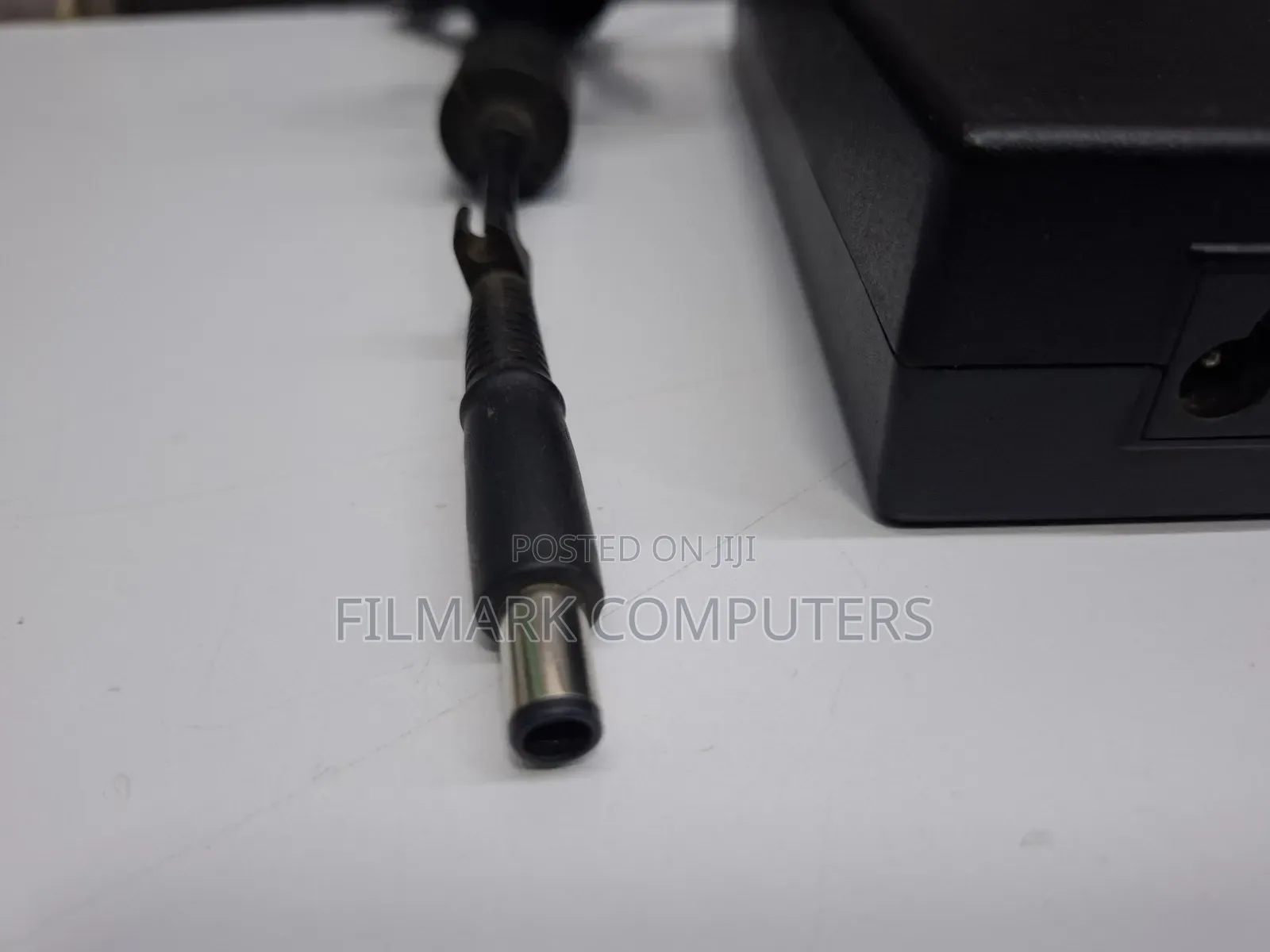 Ex Uk Hp 150w 19v 7.89a 7.4mm X 5.0mm Charger Adapter ( Hp Big Pin )
