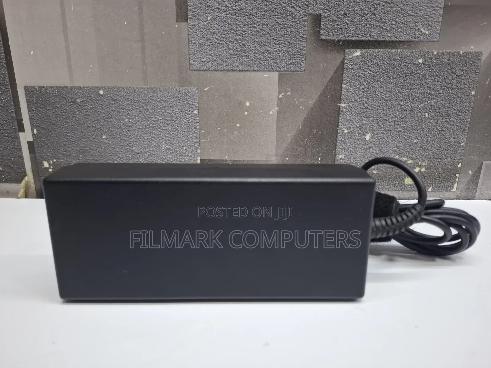 Ex Uk Hp 150w 19v 7.89a 7.4mm X 5.0mm Charger Adapter ( Hp Big Pin )