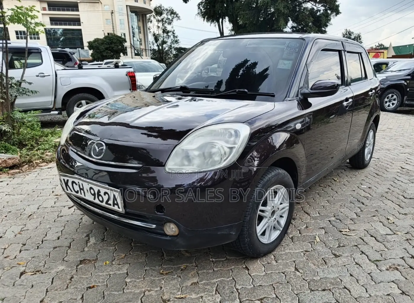 Mazda Verisa 2009