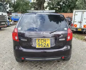 Mazda Verisa 2009
