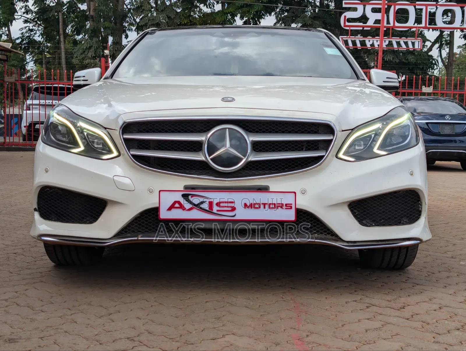 Mercedes-Benz E250 SV Premium 2014 White