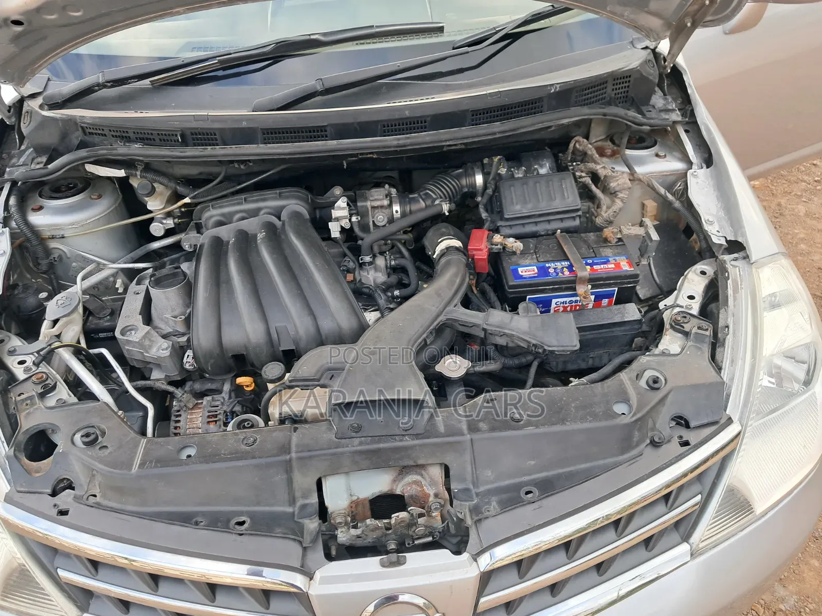Nissan Tiida 2012 Silver