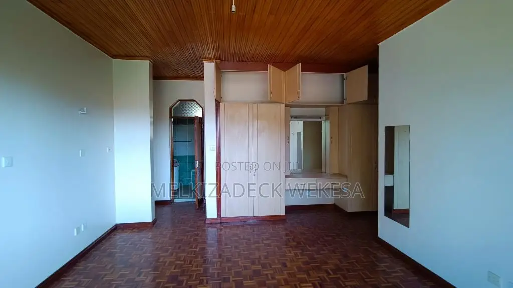 3bdrm Apartment in Riverside Drive for sale