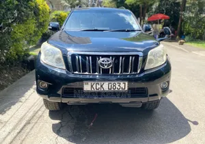Toyota Land Cruiser Prado 2010 Black
