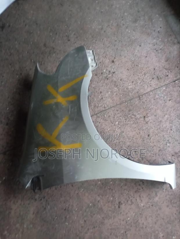 Toyota Raum Fender