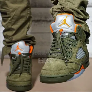 Jordan 4 Medium Olive